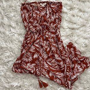 Brand new unworn palm jumpsuit from red dress Boutique!